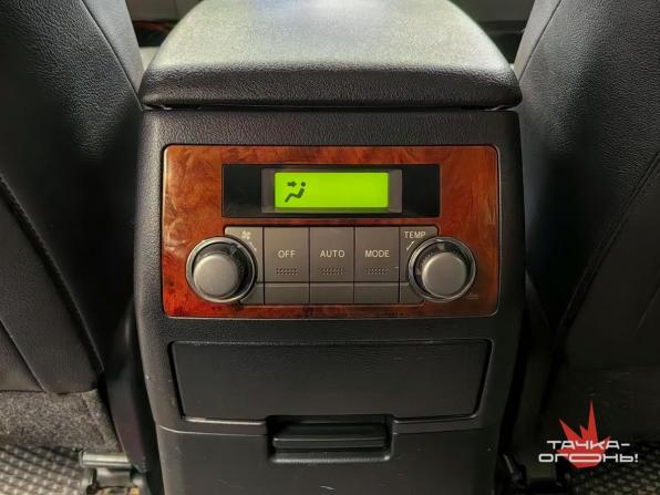 Toyota Highlander II (XU40) Рестайлинг с пробегом 2012 года, цена 2 048 000 рублей, 195000 км, внедорожник, Автокод Объявления