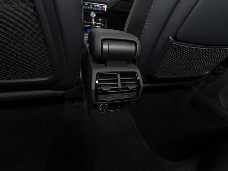 Audi Q3 II (F3) Москва  - изображение 14