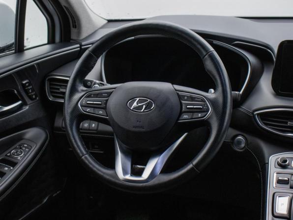 Hyundai Santa Fe IV Рестайлинг с пробегом 2021 года, цена 3 550 000 рублей, 73572 км, внедорожник, Автокод Объявления