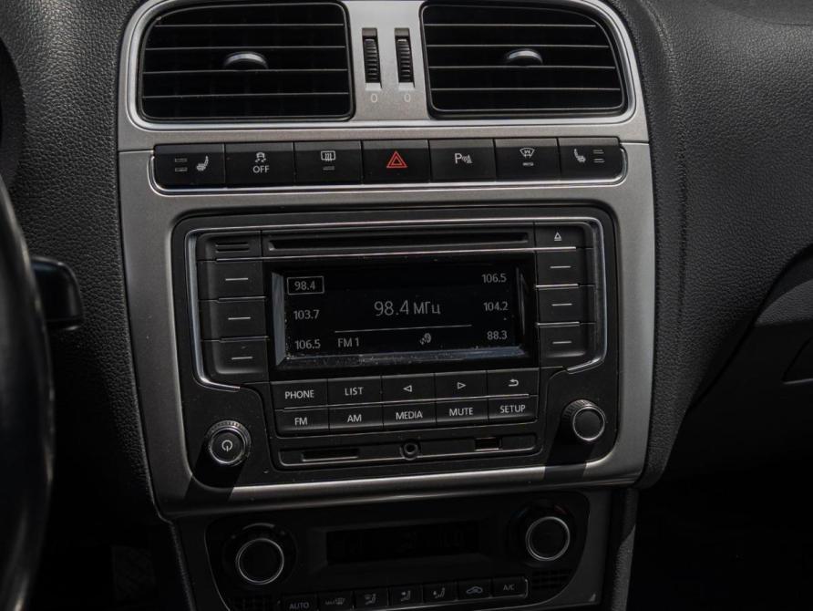 Volkswagen Polo V Рестайлинг Краснодар  - изображение 13