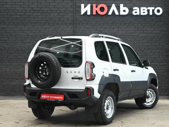 Lada (ВАЗ) Niva Travel I с пробегом 2025 года, цена 1 180 000 рублей, 17087 км, внедорожник, Автокод Объявления