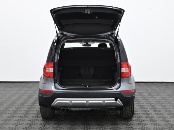Skoda Yeti I Рестайлинг с пробегом 2017 года, цена 1 449 000 рублей, 114000 км, внедорожник, Автокод Объявления