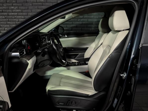 Kia K5 III с пробегом 2020 года, цена 2 850 000 рублей, 104406 км, седан, Автокод Объявления