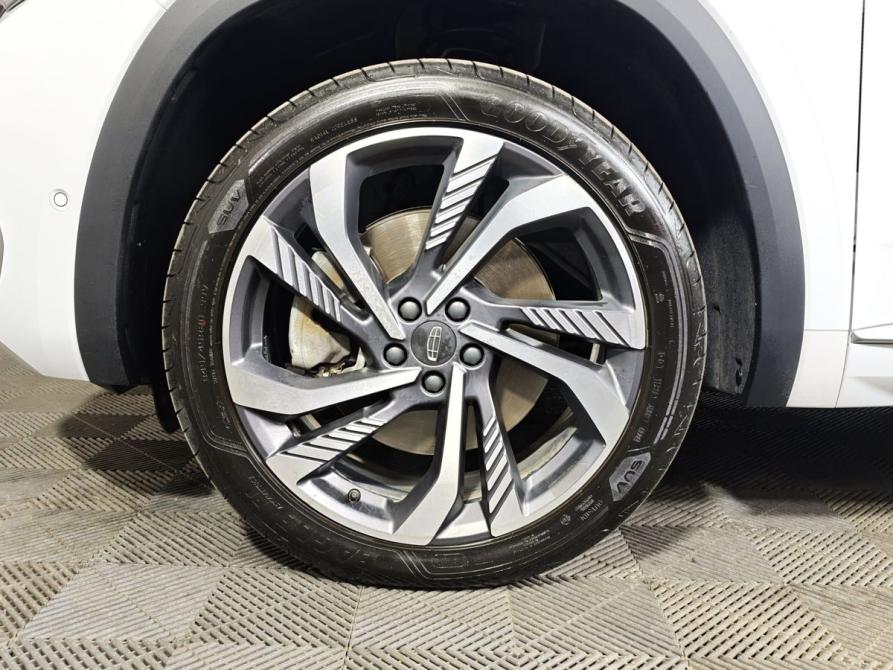 Geely Monjaro I Москва  - изображение 9