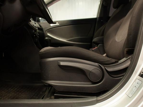 Hyundai Solaris I с пробегом 2011 года, цена 725 000 рублей, 154634 км, седан, Автокод Объявления