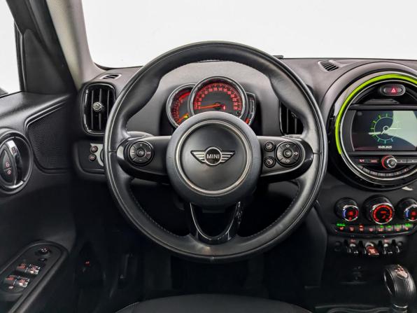 Mini Countryman II с пробегом 2018 года, цена 1 790 000 рублей, 103996 км, внедорожник, Автокод Объявления