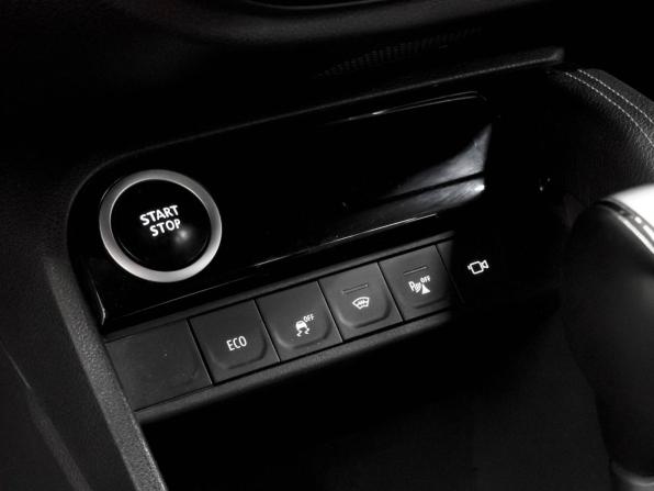 Renault Kaptur I Рестайлинг с пробегом 2020 года, цена 1 462 800 рублей, 139524 км, внедорожник, Автокод Объявления