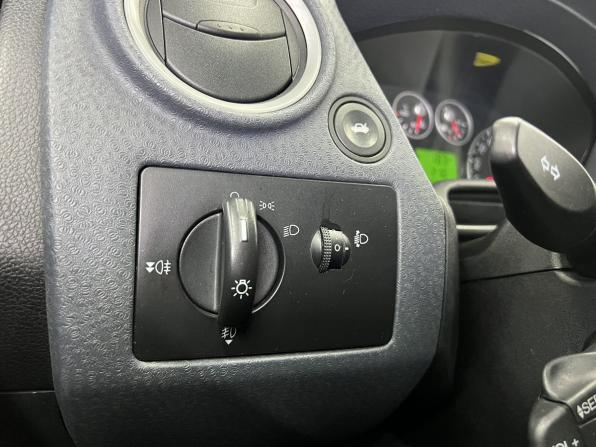 Ford Fusion I Рестайлинг с пробегом 2007 года, цена 429 000 рублей, 188000 км, хэтчбек, Автокод Объявления