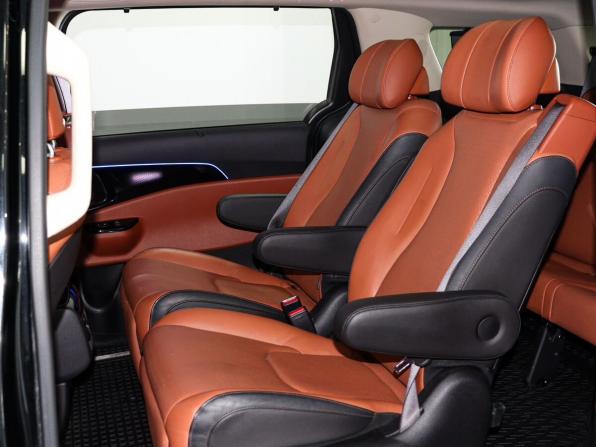 Kia Carnival IV с пробегом 2022 года, цена 4 130 000 рублей, 101500 км, минивэн, Автокод Объявления