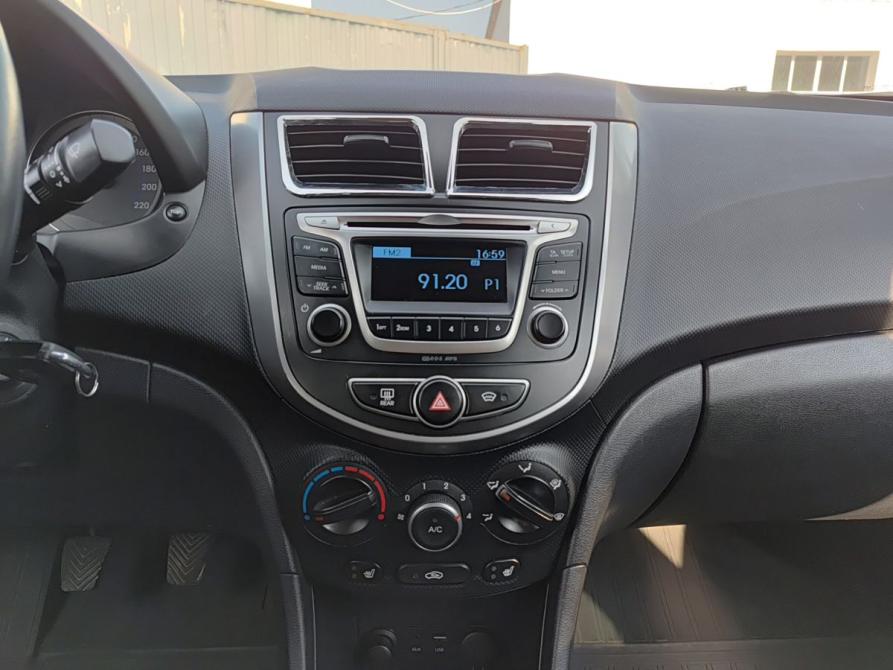 Hyundai Solaris I Рестайлинг Уфа  - изображение 18