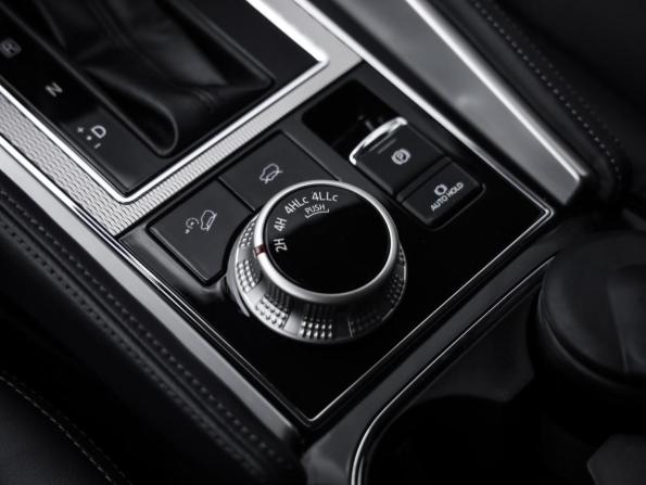 Mitsubishi Pajero Sport III Рестайлинг с пробегом 2021 года, цена 3 919 000 рублей, 33950 км, внедорожник, Автокод Объявления