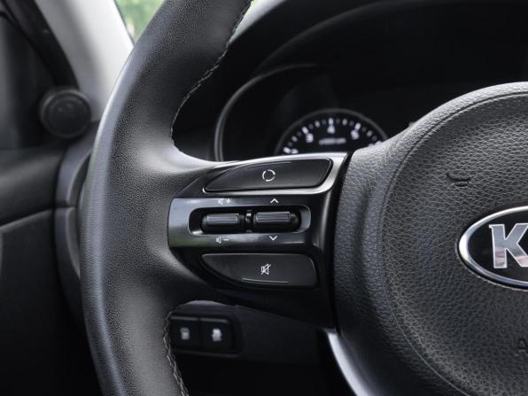 Kia Rio IV с пробегом 2018 года, цена 1 299 000 рублей, 132516 км, седан, Автокод Объявления