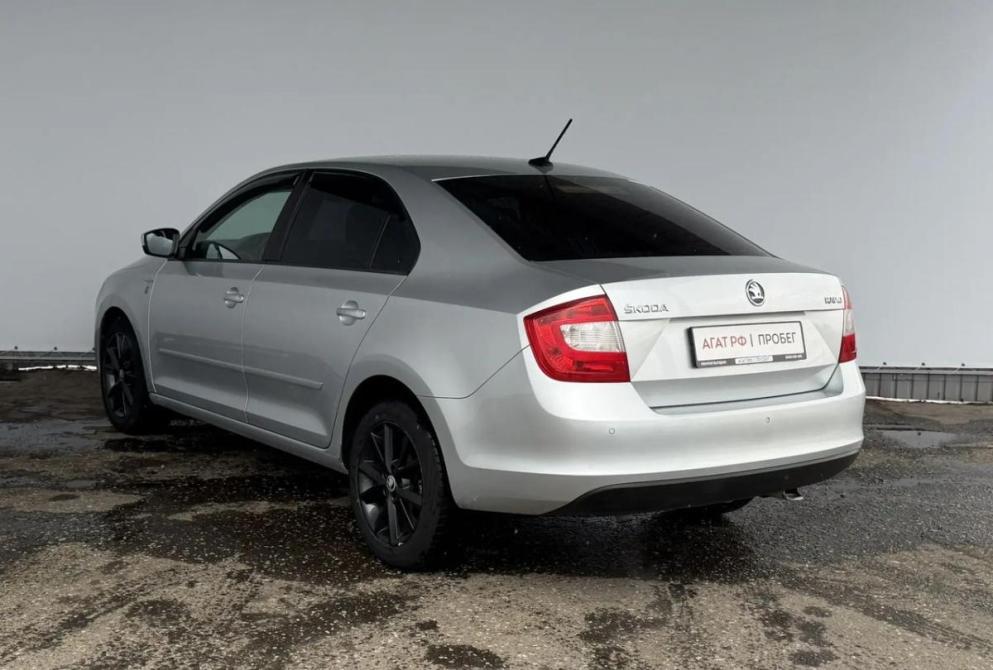 Skoda Rapid I Киров  - изображение 8