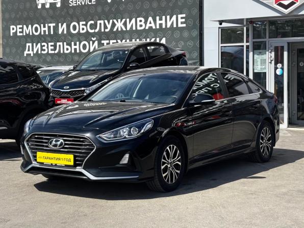 Hyundai Sonata VII (LF) Рестайлинг с пробегом 2018 года, цена 1 450 000 рублей, 204636 км, седан, Автокод Объявления