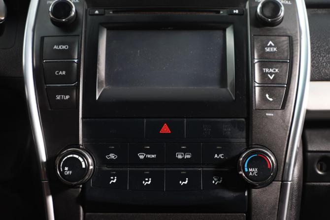 Toyota Camry VII (XV50) Рестайлинг 2 с пробегом 2016 года, цена 1 499 000 рублей, 261000 км, седан, Автокод Объявления