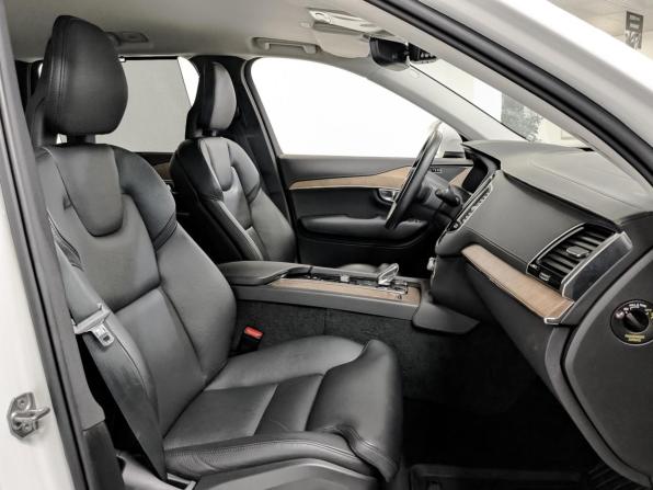 Volvo XC90 II Рестайлинг 1 с пробегом 2021 года, цена 5 245 000 рублей, 61874 км, внедорожник, Автокод Объявления