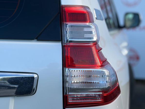 Toyota Land Cruiser Prado 150 Series с пробегом 2010 года, цена 2 699 000 рублей, 273967 км, внедорожник, Автокод Объявления