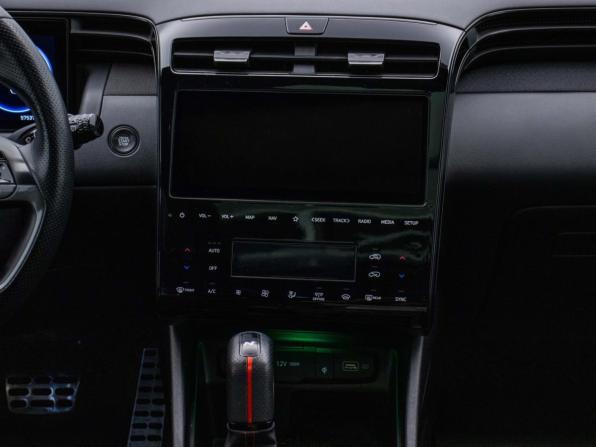 Hyundai Tucson IV с пробегом 2022 года, цена 3 644 000 рублей, 57550 км, внедорожник, Автокод Объявления