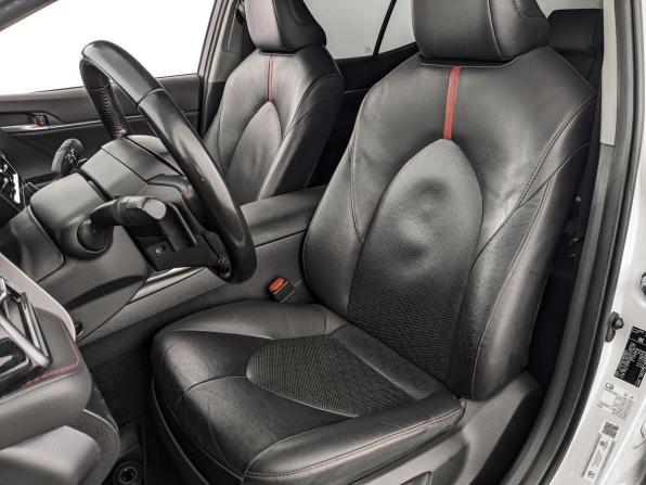 Toyota Camry VIII (XV70) Рестайлинг с пробегом 2021 года, цена 3 400 000 рублей, 99478 км, седан, Автокод Объявления