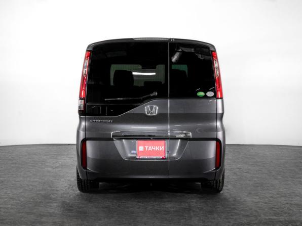 Honda Stepwgn V Рестайлинг с пробегом 2017 года, цена 1 850 500 рублей, 115163 км, минивэн, Автокод Объявления