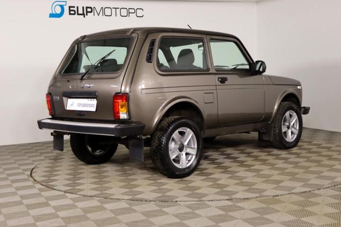 Lada (ВАЗ) Niva Legend с пробегом 2025 года, цена 1 079 990 рублей, 7450 км, внедорожник, Автокод Объявления
