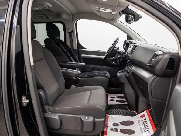 Citroen SpaceTourer I с пробегом 2018 года, цена 2 220 000 рублей, 143000 км, минивэн, Автокод Объявления