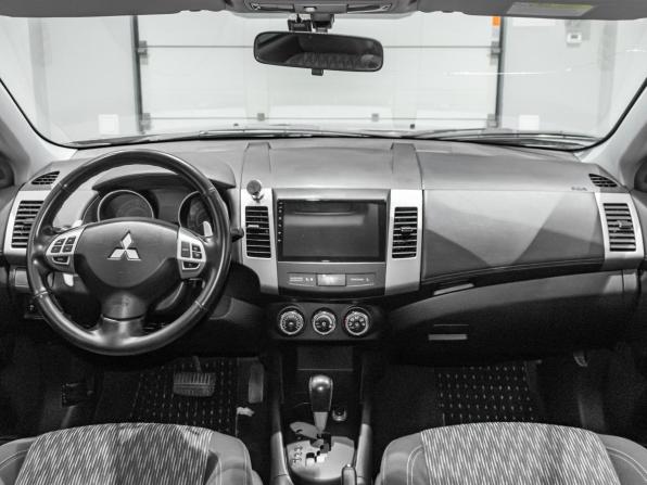 Mitsubishi Outlander II Рестайлинг с пробегом 2011 года, цена 1 124 076 рублей, 249478 км, внедорожник, Автокод Объявления