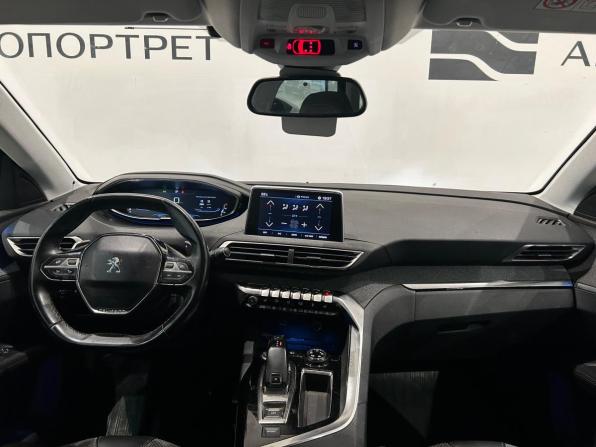 Peugeot 3008 II с пробегом 2017 года, цена 1 399 000 рублей, 172239 км, внедорожник, Автокод Объявления