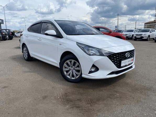 Hyundai Solaris II Рестайлинг с пробегом 2021 года, цена 1 295 000 рублей, 81763 км, седан, Автокод Объявления