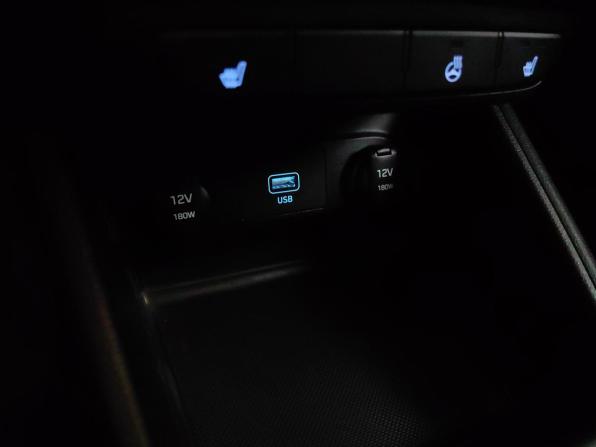 Hyundai Solaris II с пробегом 2019 года, цена 1 195 000 рублей, 167000 км, седан, Автокод Объявления