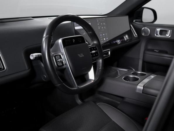 Li Auto (Lixiang) L6 с пробегом 2024 года, цена 6 290 000 рублей, 22240 км, внедорожник, Автокод Объявления