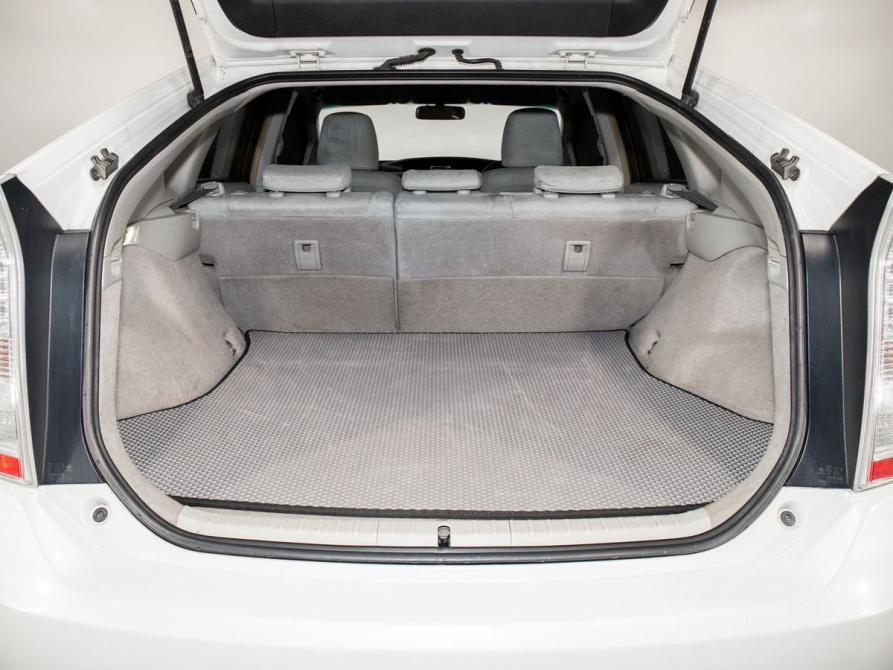 Toyota Prius III (XW30) Иркутск  - изображение 17