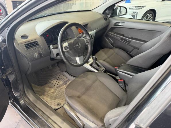 Opel Astra H Рестайлинг с пробегом 2013 года, цена 595 000 рублей, 209000 км, универсал, Автокод Объявления