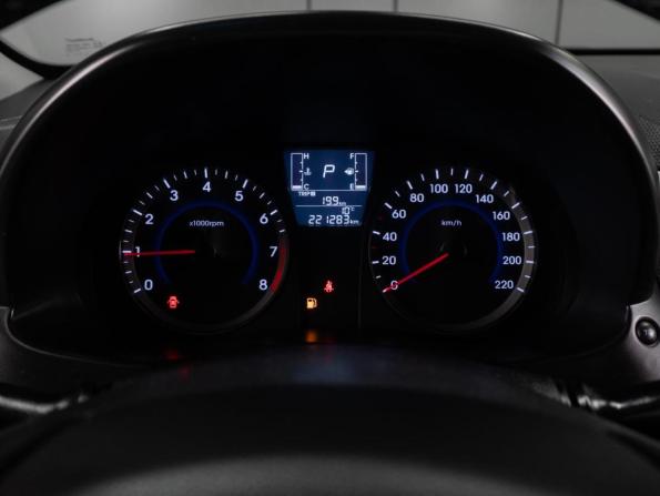 Hyundai Solaris I Рестайлинг с пробегом 2014 года, цена 890 000 рублей, 221283 км, седан, Автокод Объявления