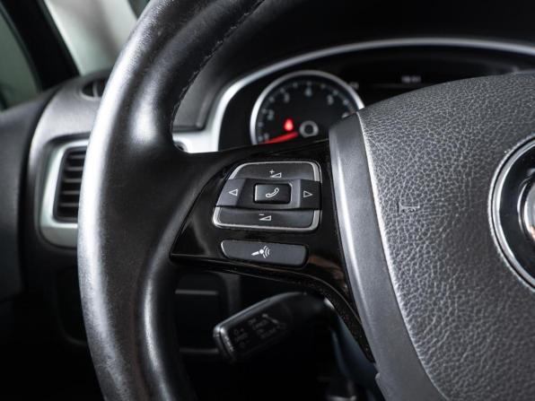 Volkswagen Touareg II с пробегом 2014 года, цена 2 290 000 рублей, 227013 км, внедорожник, Автокод Объявления