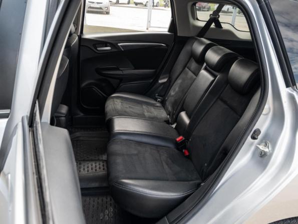 Honda Shuttle II с пробегом 2016 года, цена 1 250 000 рублей, 175321 км, универсал, Автокод Объявления