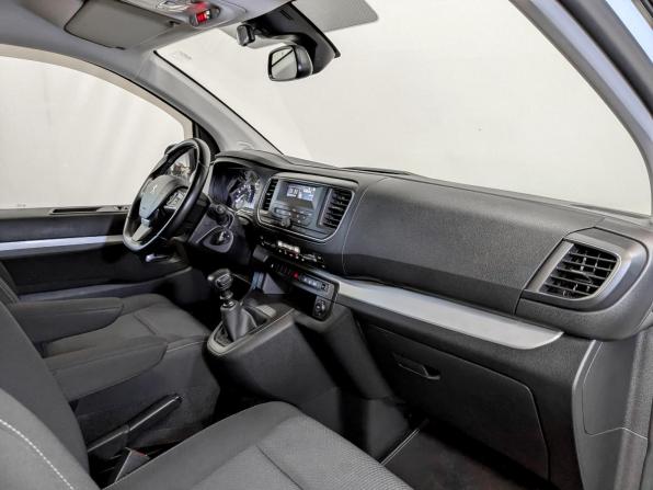 Peugeot Traveller I с пробегом 2021 года, цена 3 190 000 рублей, 84887 км, минивэн, Автокод Объявления