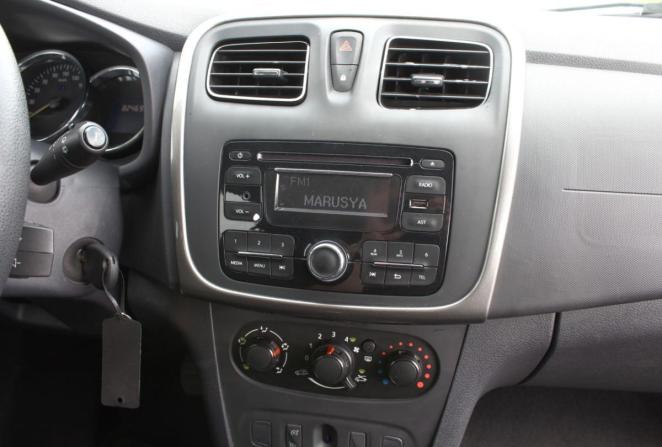 Renault Sandero I с пробегом 2014 года, цена 720 000 рублей, 82443 км, хэтчбек, Автокод Объявления