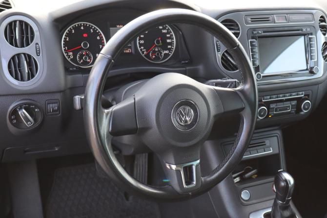 Volkswagen Tiguan I Рестайлинг с пробегом 2013 года, цена 1 319 000 рублей, 100000 км, внедорожник, Автокод Объявления