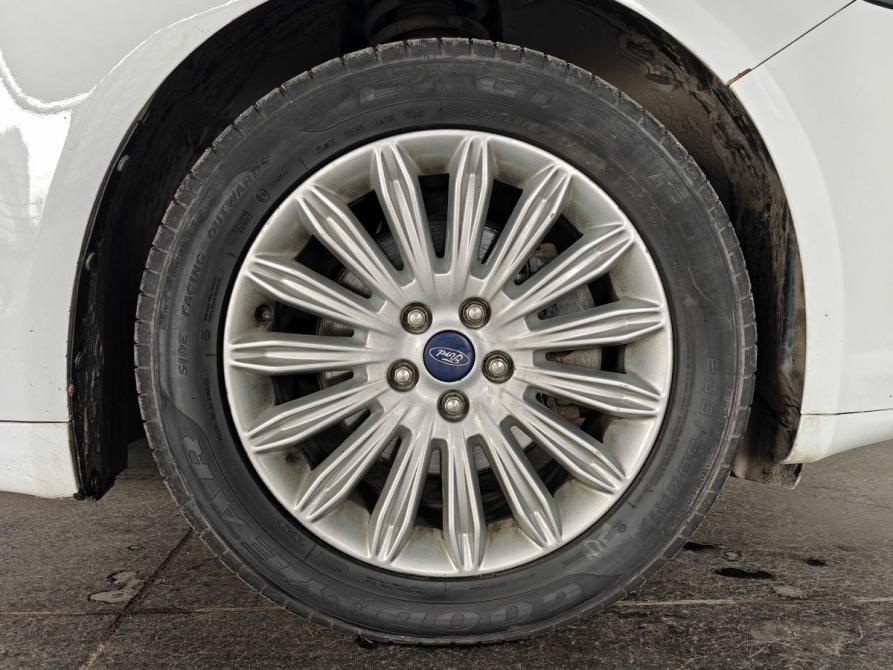 Ford Mondeo V Москва  - изображение 17