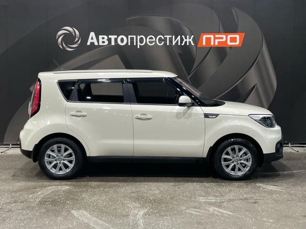Kia Soul II Рестайлинг с пробегом 2019 года, цена 1 499 000 рублей, 43509 км, хэтчбек, Автокод Объявления