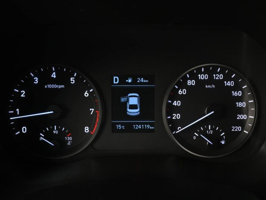 Hyundai Solaris II Ростов-на-Дону  - изображение 18
