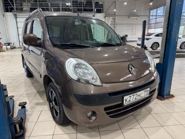 Renault Kangoo II с пробегом 2012 года, цена 895 000 рублей, 98299 км, компактвэн, Автокод Объявления