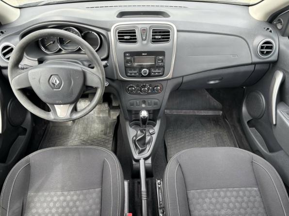Renault Logan II с пробегом 2017 года, цена 699 000 рублей, 161037 км, седан, Автокод Объявления