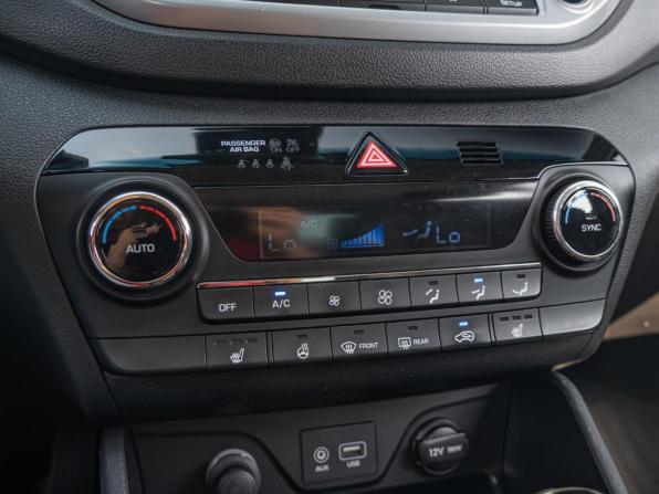 Hyundai Tucson III с пробегом 2017 года, цена 2 000 000 рублей, 203381 км, внедорожник, Автокод Объявления
