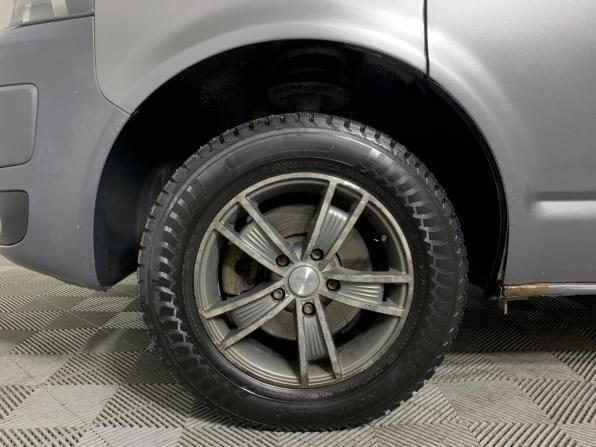 Volkswagen Caravelle T5 Рестайлинг с пробегом 2011 года, цена 1 495 000 рублей, 290000 км, минивэн, Автокод Объявления