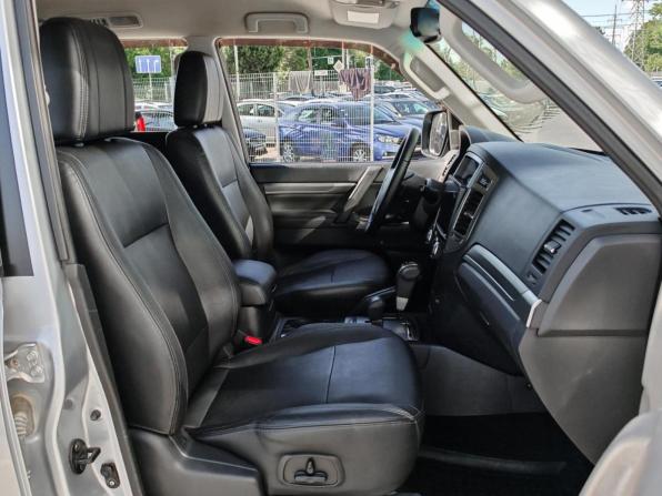Mitsubishi Pajero IV Рестайлинг 2 с пробегом 2015 года, цена 2 290 000 рублей, 173185 км, внедорожник, Автокод Объявления