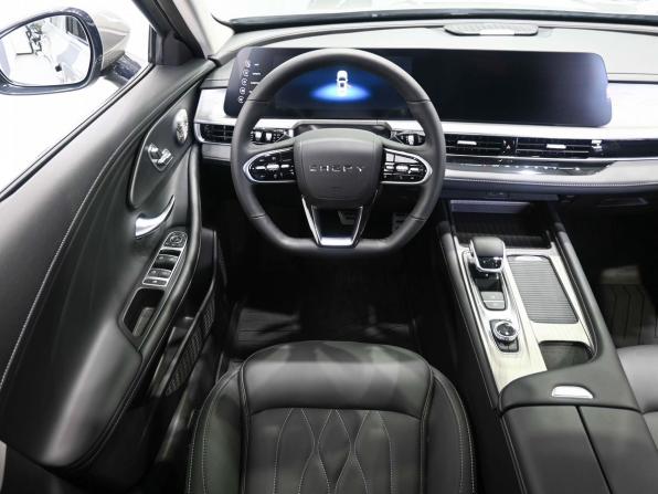 Chery Arrizo 8 с пробегом 2025 года, цена 2 369 900 рублей, 585 км, седан, Автокод Объявления