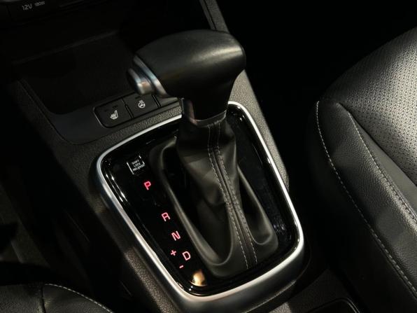 Kia Rio IV Рестайлинг с пробегом 2021 года, цена 1 897 000 рублей, 40304 км, хэтчбек, Автокод Объявления