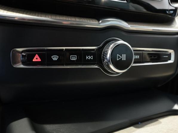 Volvo XC60 II с пробегом 2019 года, цена 2 808 000 рублей, 201346 км, внедорожник, Автокод Объявления